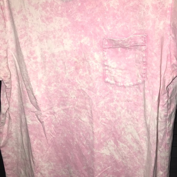 Pink American eagle tee-shirt. - Picture 5 of 8